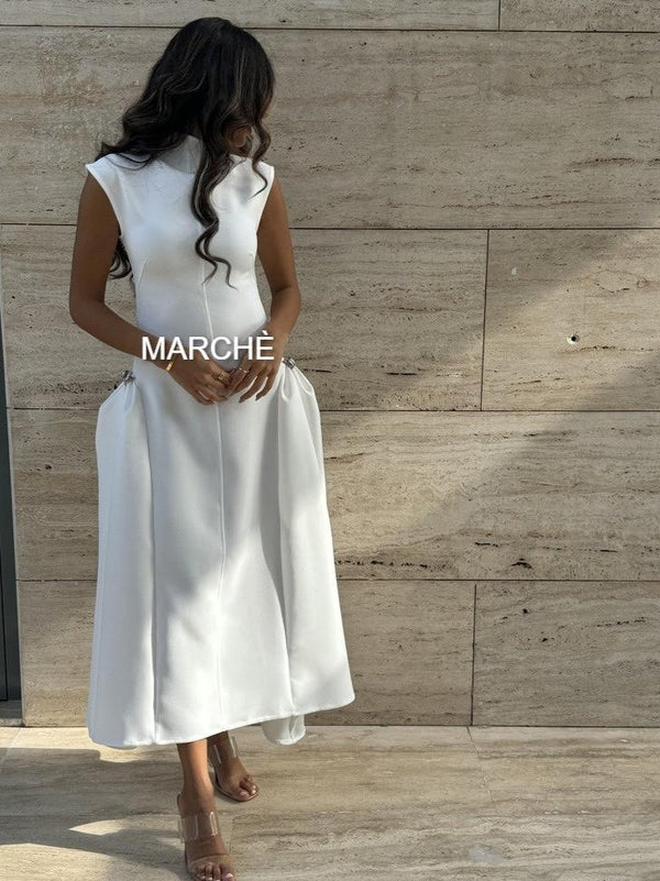 FASHION SLEEVELESS METAL BUTTON SKEW LONG DRESS