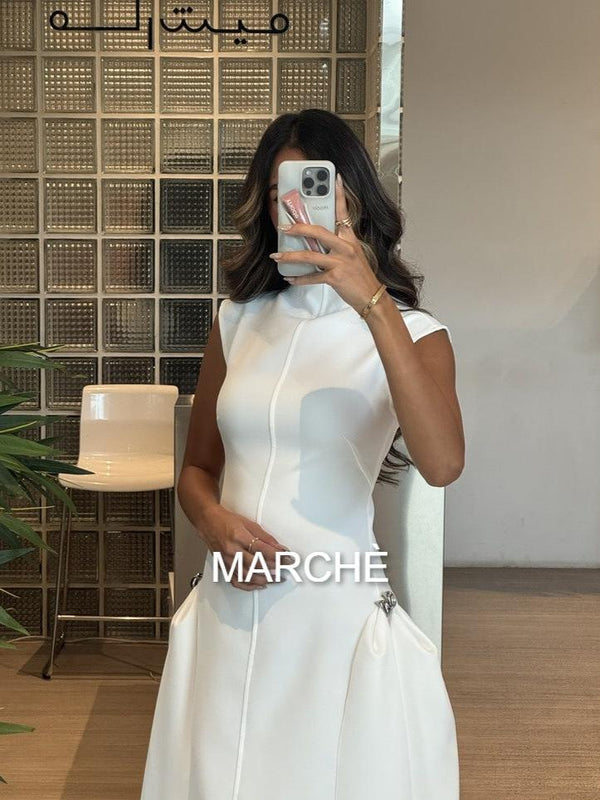 FASHION SLEEVELESS METAL BUTTON SKEW LONG DRESS