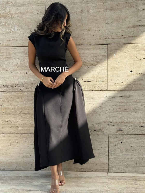 FASHION SLEEVELESS METAL BUTTON SKEW LONG DRESS