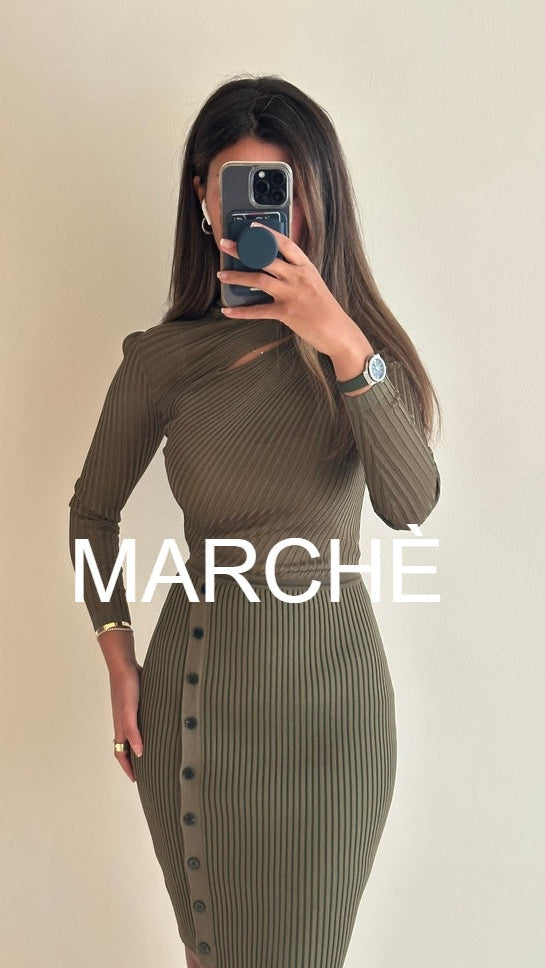 SIDE SLIT KNIT DRESS