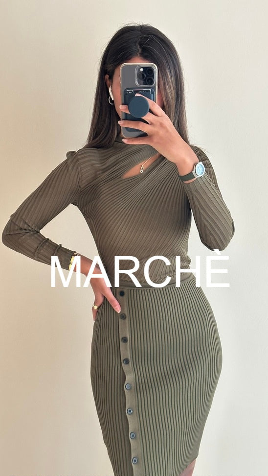 SIDE SLIT KNIT DRESS