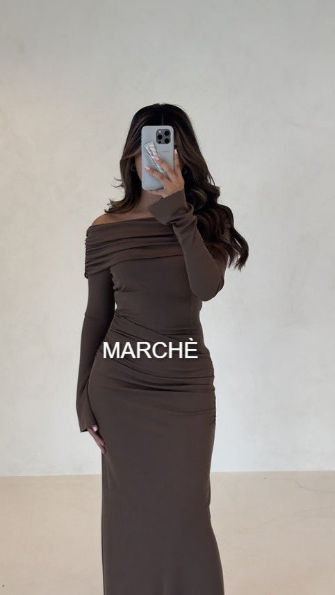 SPRING ELEGANT DIGONAL COLLAR
