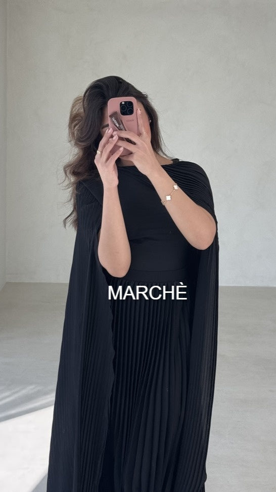 FLOWY PLEATED DRESS