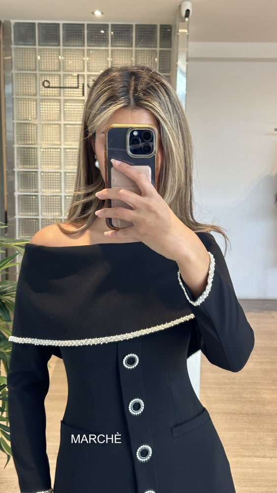 OFF SHOULDER WITH PEARL LINING