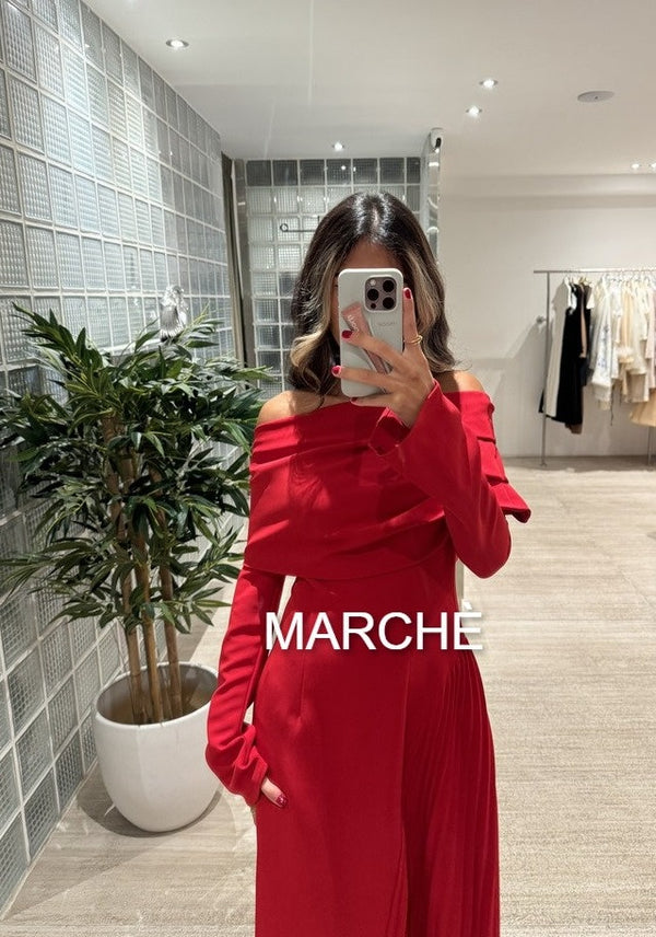 DIAGONAL COLLAR FLARE SLEEVE