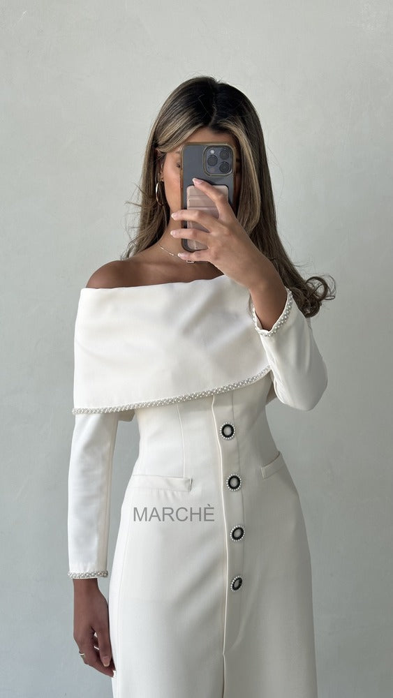 OFF SHOULDER WITH PEARL LINING