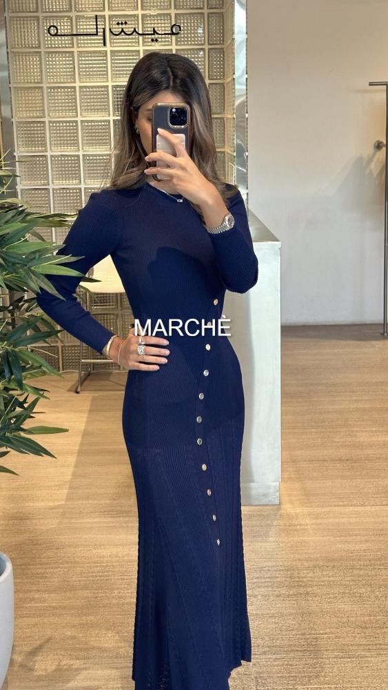 ROUND NECK KNITTED LONG DRESS