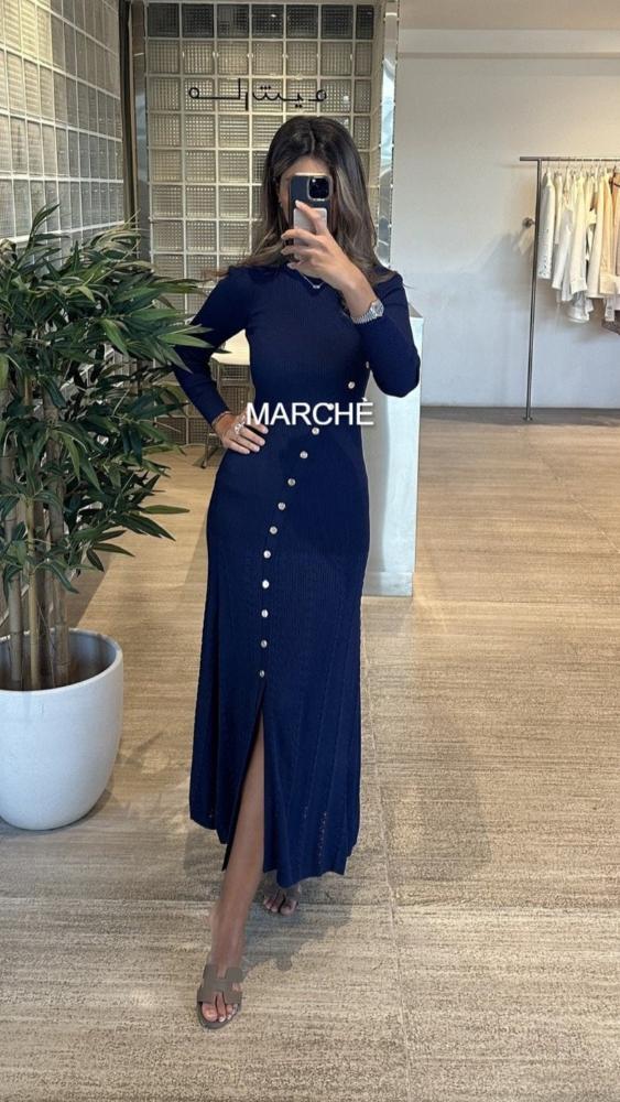 ROUND NECK KNITTED LONG DRESS