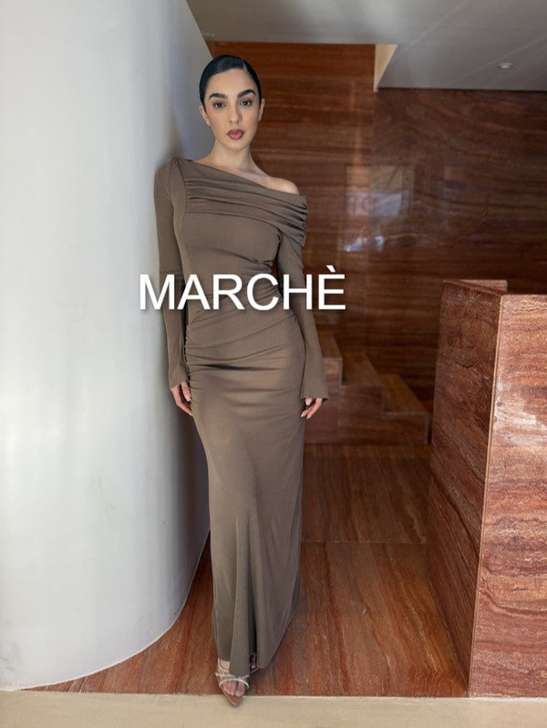 SPRING ELEGANT DIGONAL COLLAR