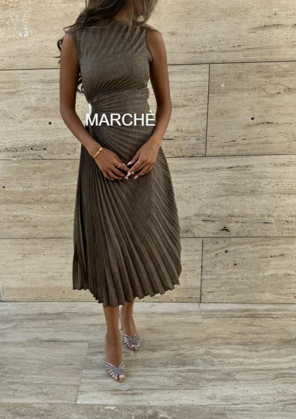 IRREGULAR SLEEVELESS O-NECK PLEATED DRESS