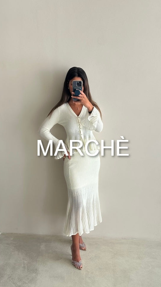 FLARE SET V-NECK + SKIRT