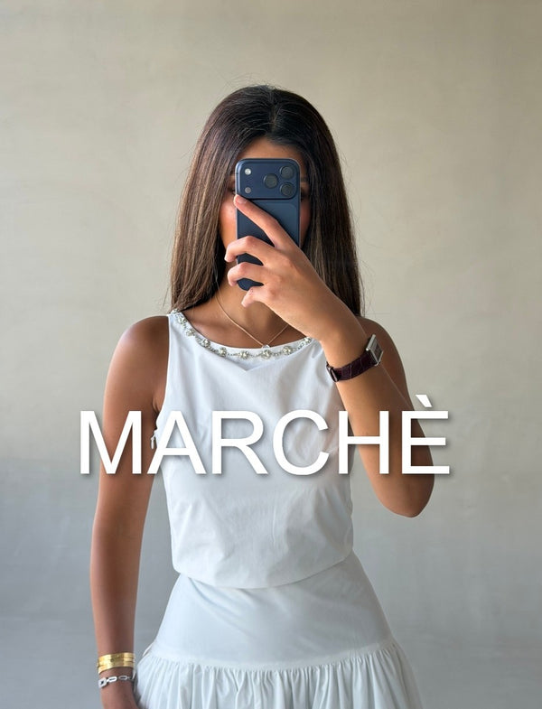 BACKLESS  ROUND NECK TOP +SKIRT