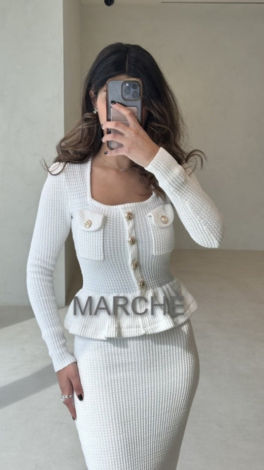 QUALITY LUXURY KNITTED