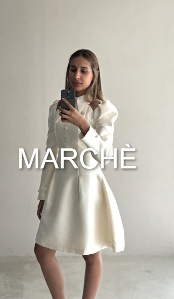 POINTED COLLAR WITH BUTTON SHORT DRESS