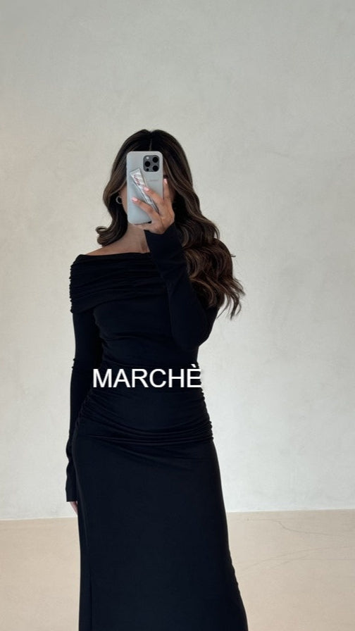 ELEGANT OFF SHOULDER FOLDS