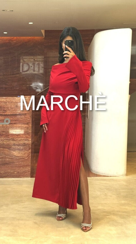DIAGONAL COLLAR FLARE SLEEVE