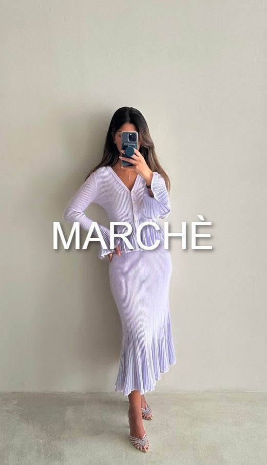 FLARE SET V-NECK + SKIRT