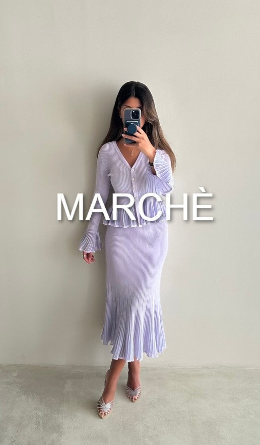 FLARE SET V-NECK + SKIRT