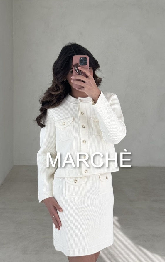 2  SET EARLY SPRING JACKET + SKIRT