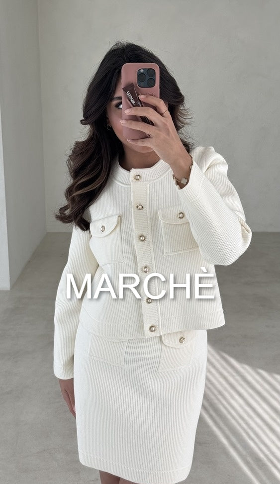 2  SET EARLY SPRING JACKET + SKIRT