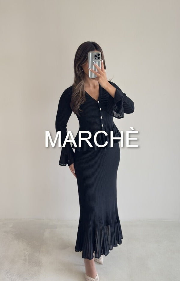 FLARE SET V-NECK + SKIRT