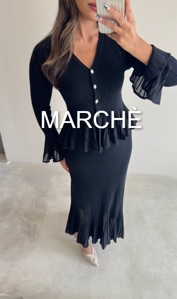 FLARE SET V-NECK + SKIRT