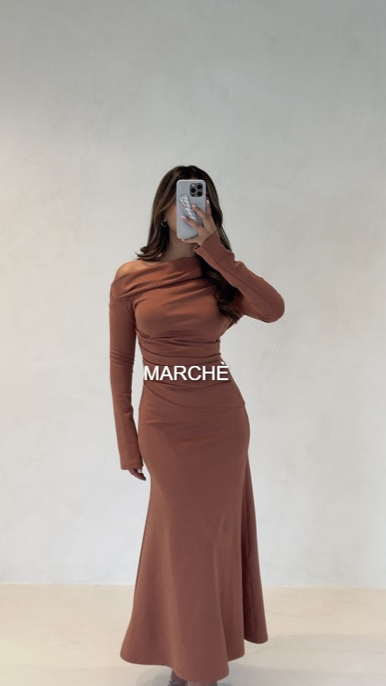 SLINKY WAIST LONG SLEEVE