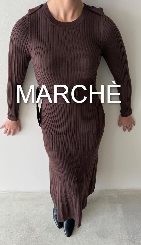 BELTED SIMPLE WINTER DRESS
