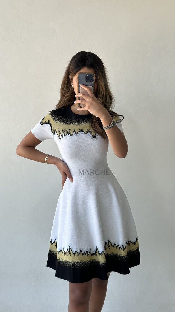 O-Neck Short Sleeve Elegant Knit Flare A-Line Dress Lady