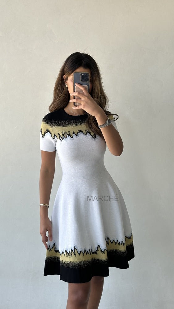 O-Neck Short Sleeve Elegant Knit Flare A-Line Dress Lady