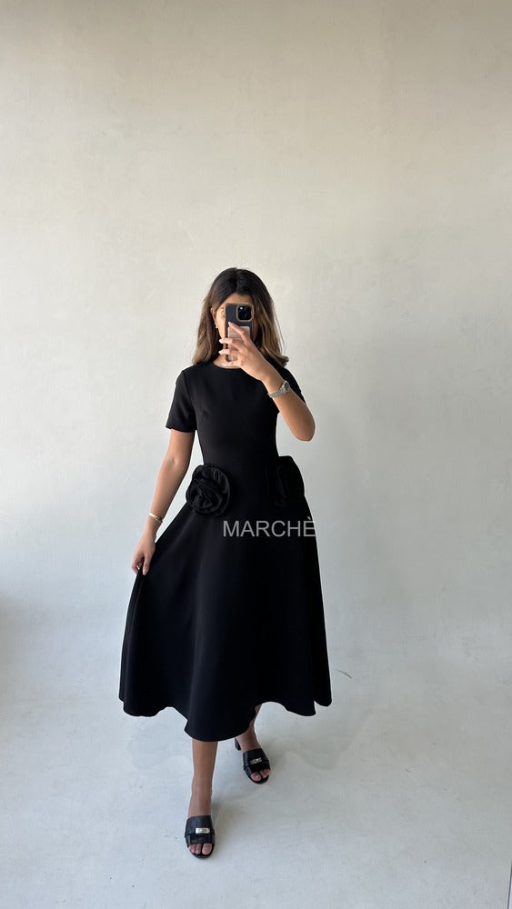 Round Neck Short Sleeve High Waist Minimalist Dress