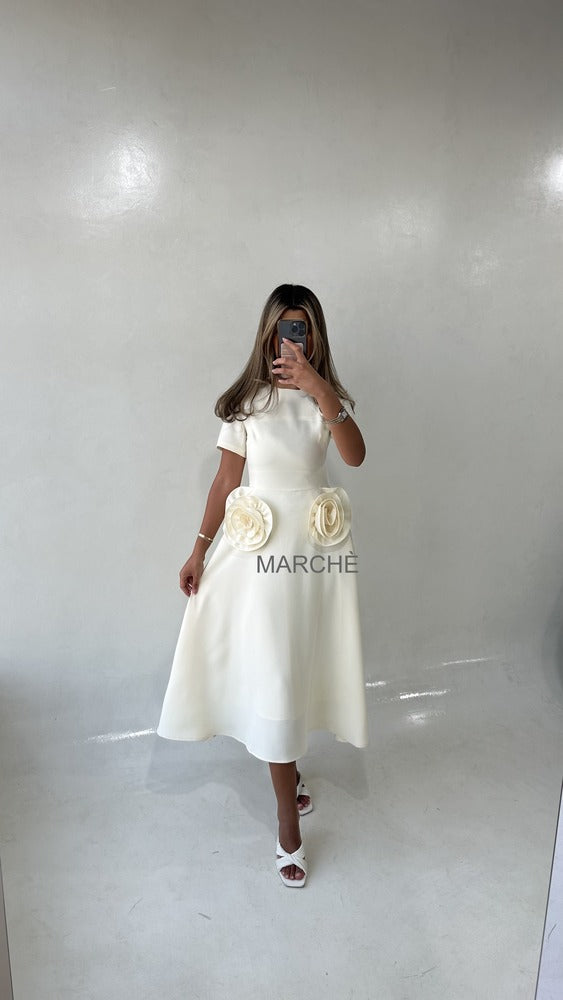 Round Neck Short Sleeve High Waist Minimalist Dress